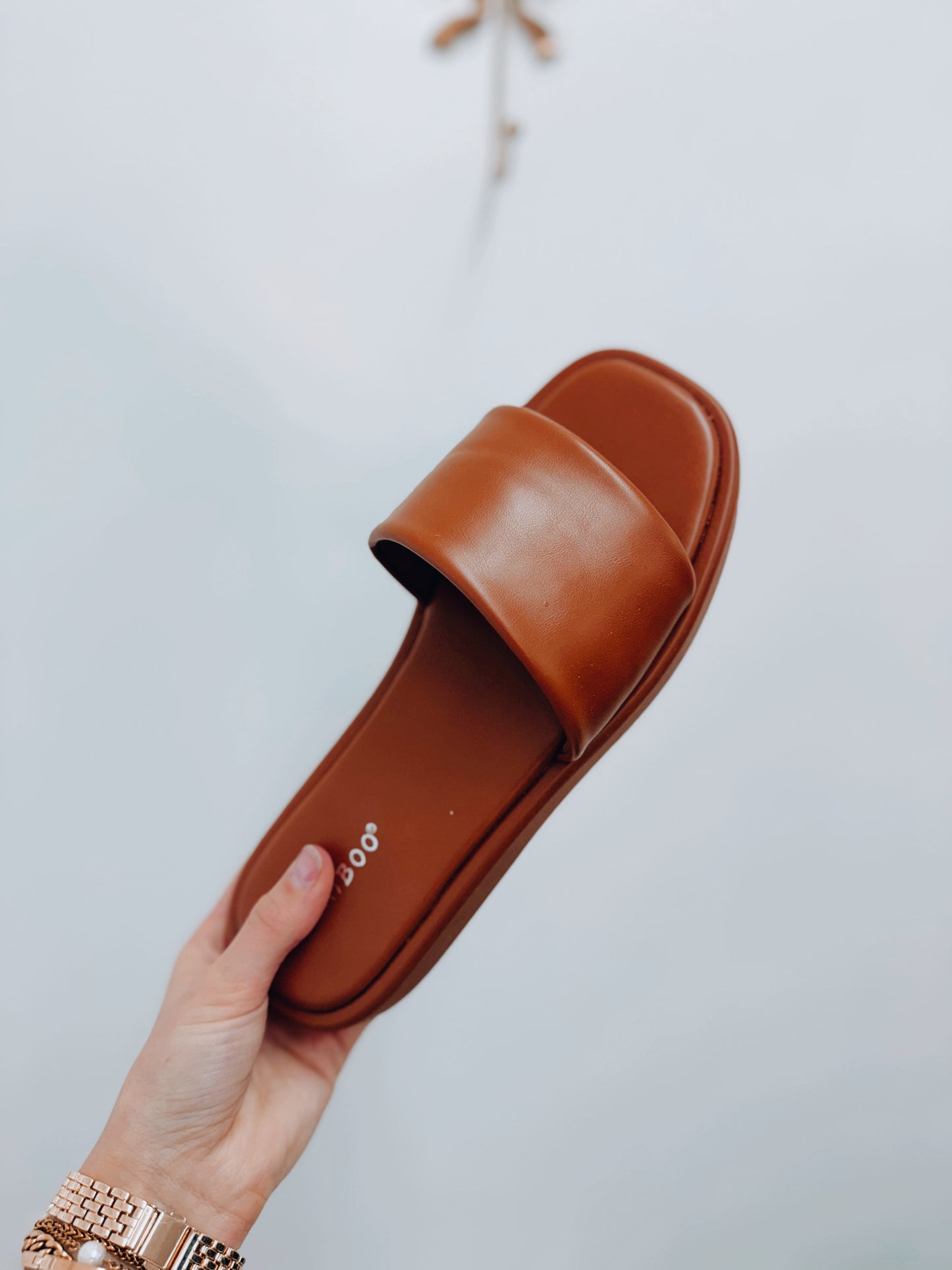 Chestnut Puffy Strap Sandal