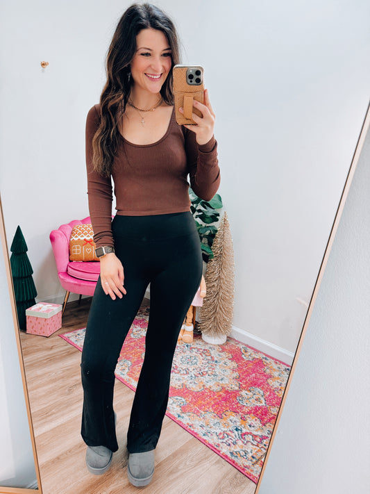 Cropped Ribbed Scoop Neck Top - Chocolate