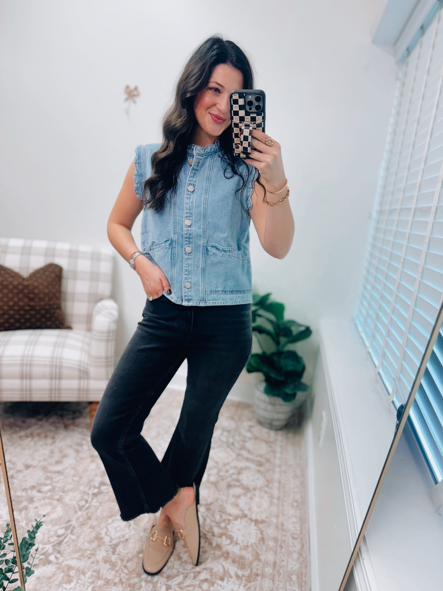 Scallop Edge Detailed Denim Vest