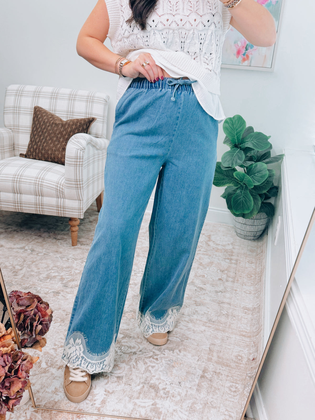 Lace Trim Elastic Denim Pants