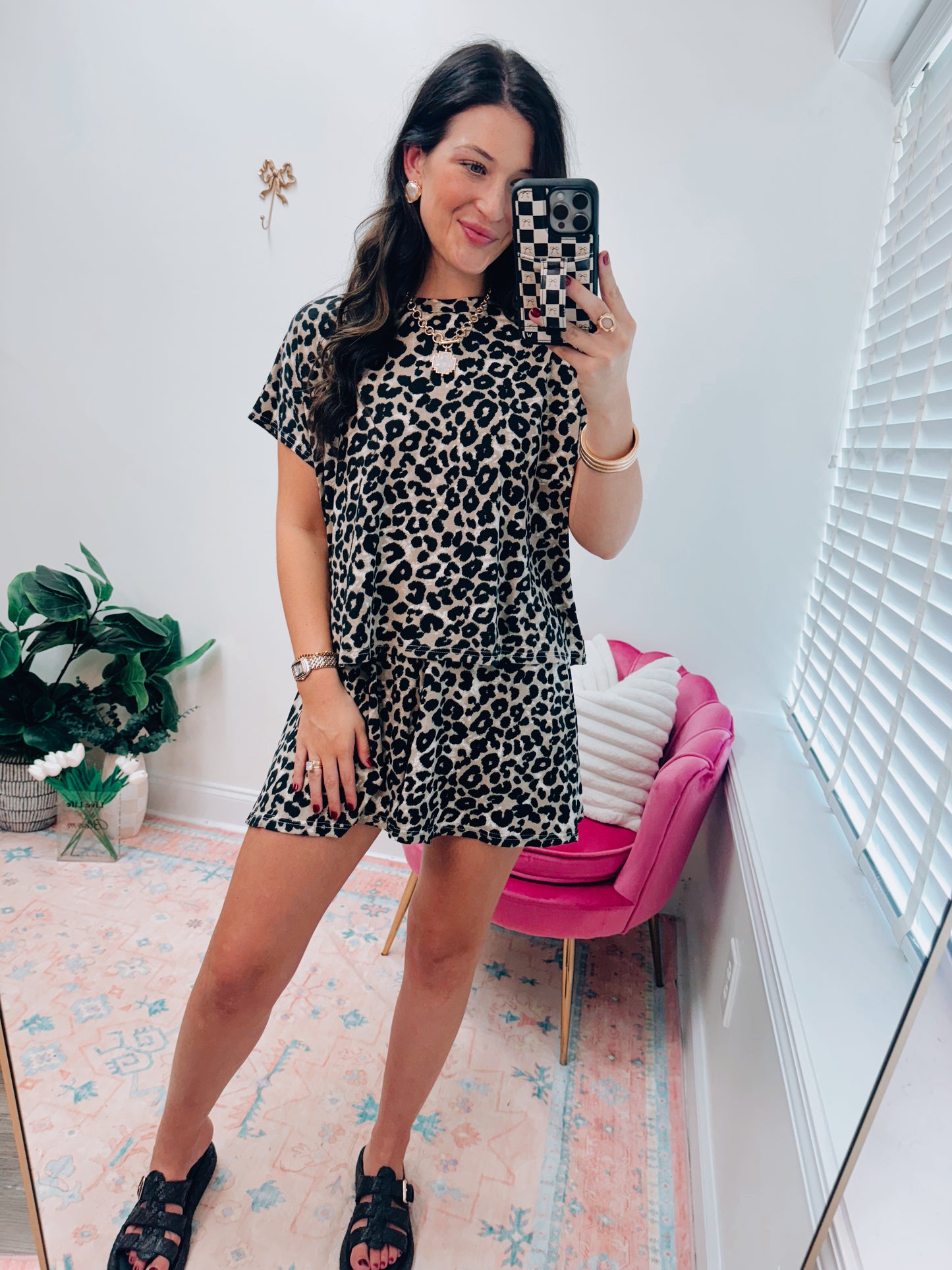 Comfy Casual Leopard Shorts Set
