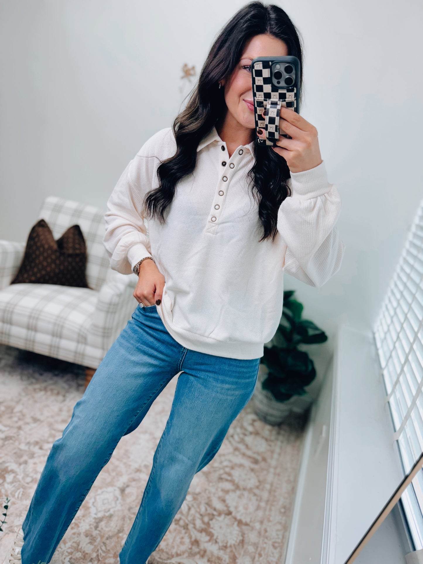 DOORBUSTER Collared Snap Button Pullover - Cream