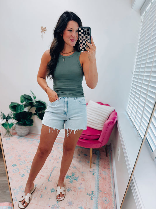 Bella Ribbed Basic Tank - Moss Green