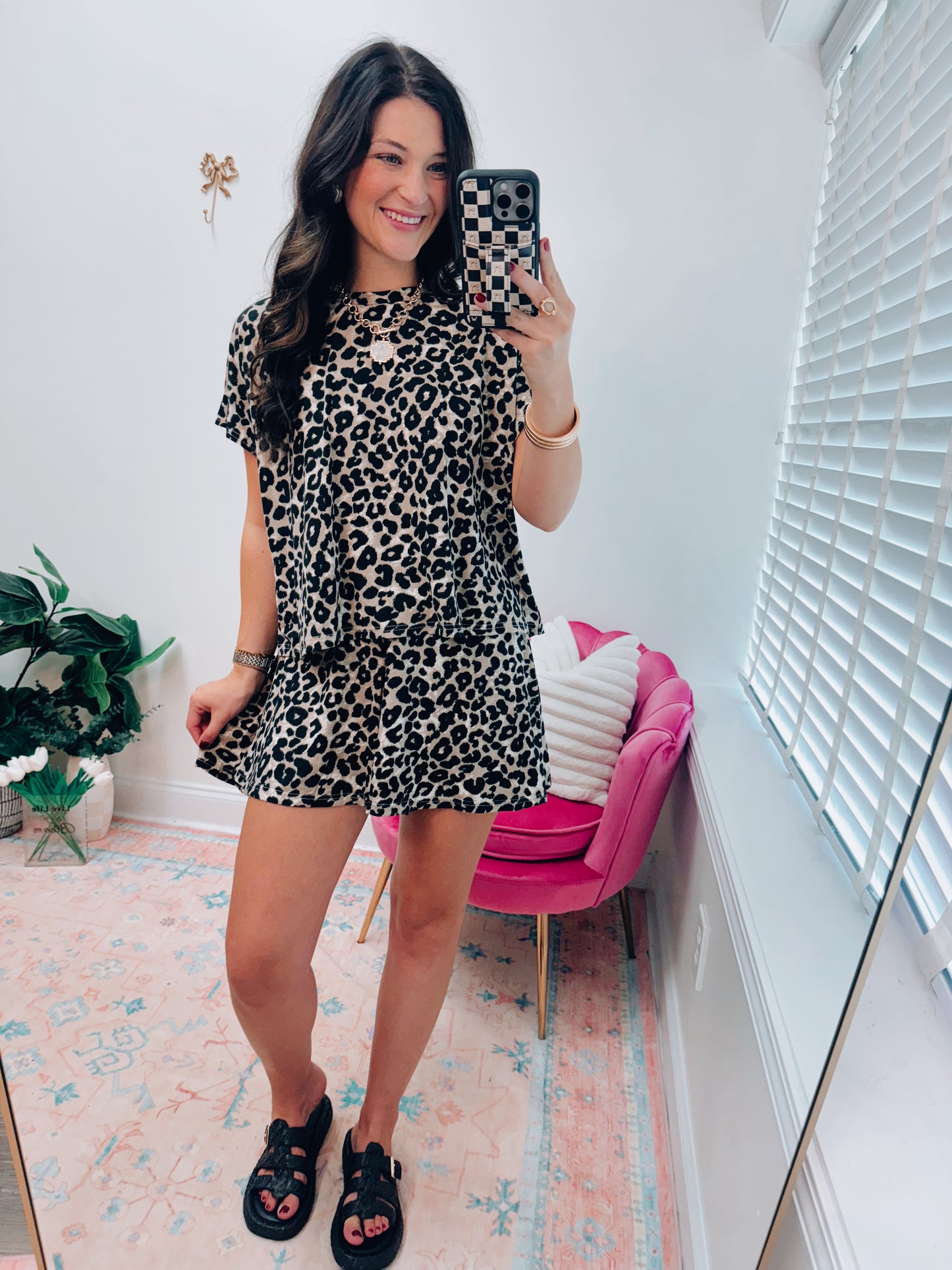 Comfy Casual Leopard Shorts Set