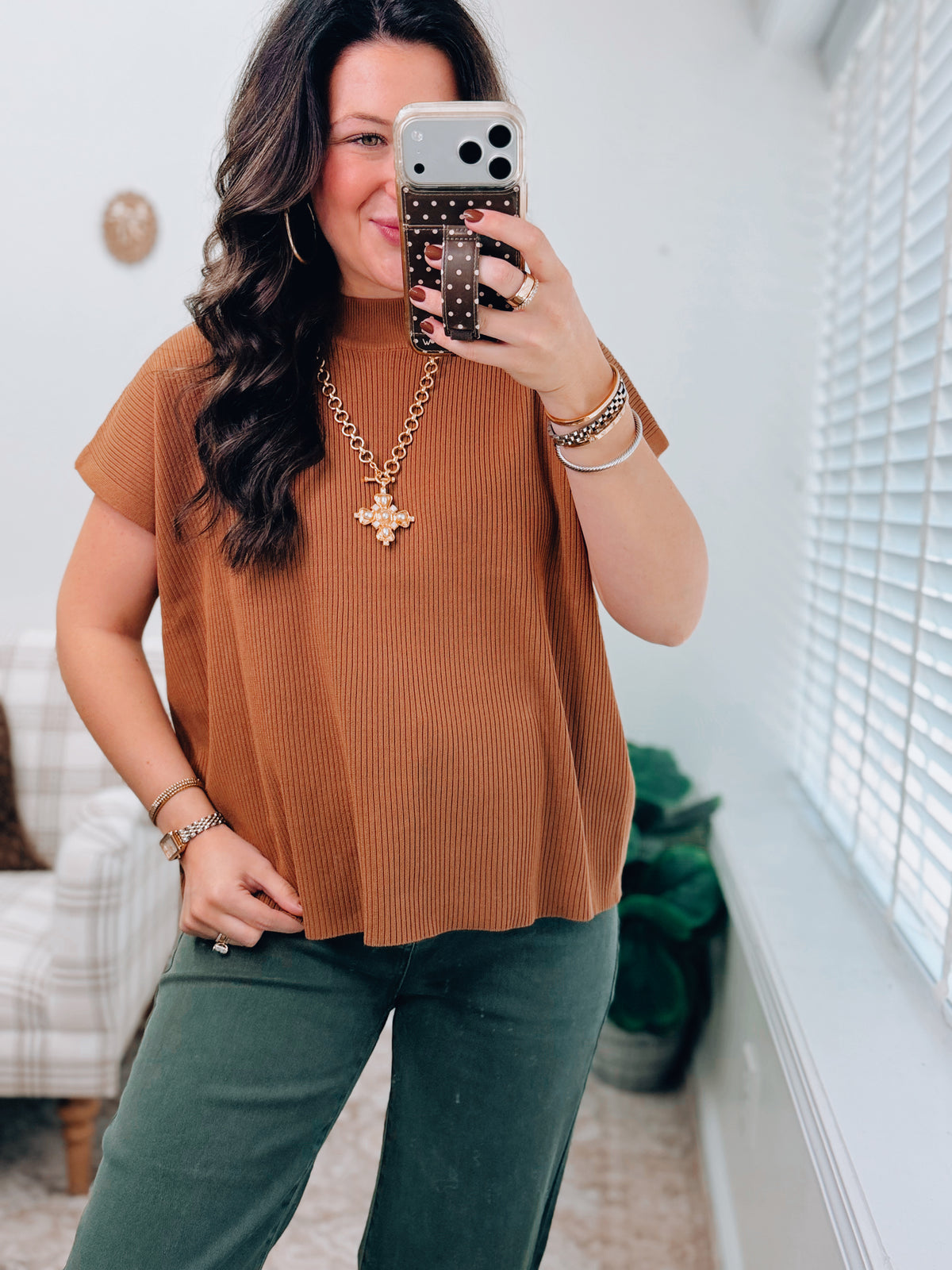 Veda Ribbed Mock Neck Top - Camel