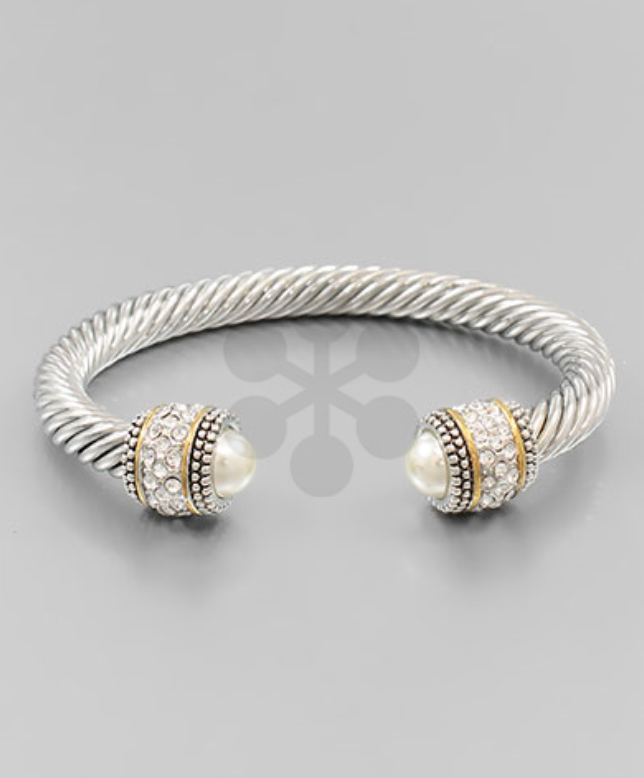 Thick Cable Pearl Twisted Cuff