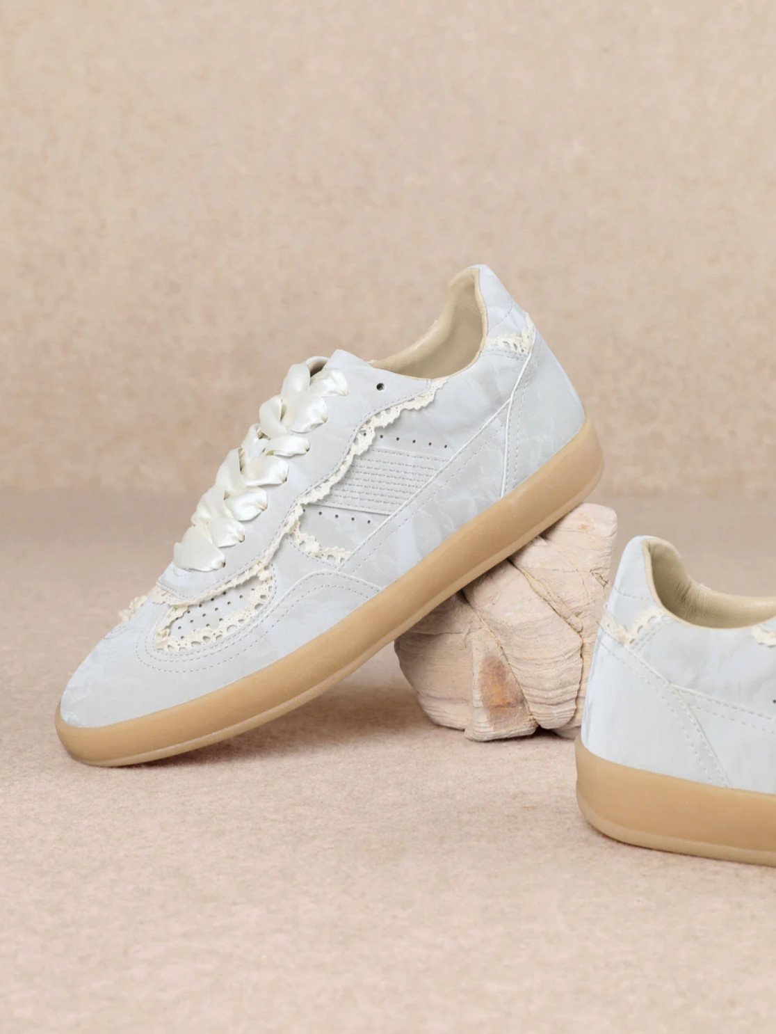 Elenor Satin Lace Sneakers