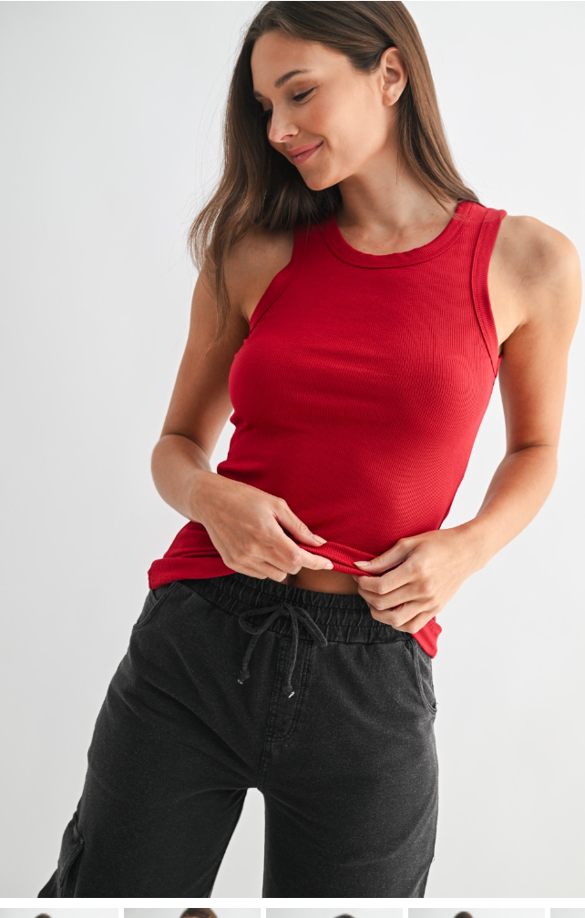 Essential Micro-Ribbed Athleisure Tank Top - Garnet