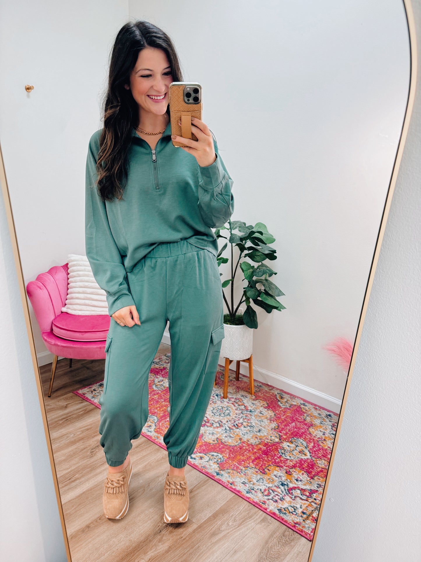 Laura Essentials Joggers - Forest