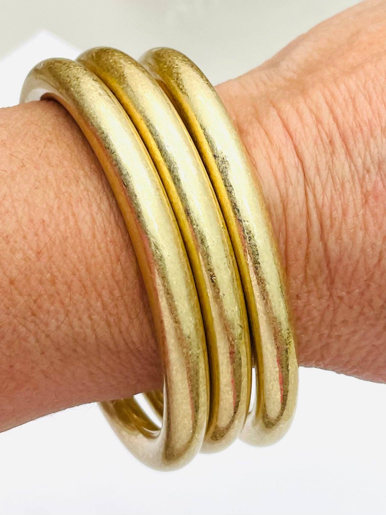 CHIC Bold Vintage Bangles - Matte Gold