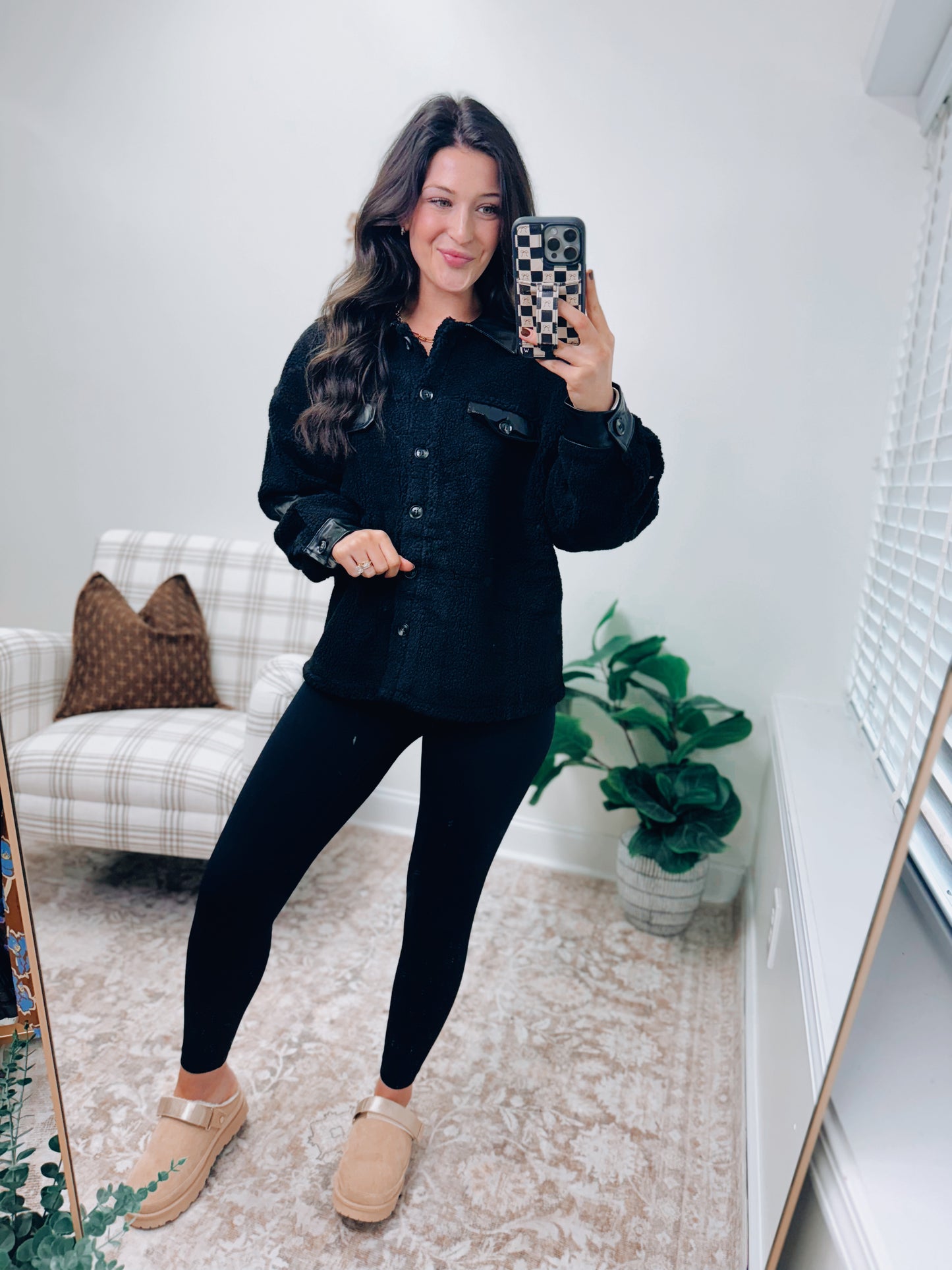 DOORBUSTER Teddy Shacket - Black