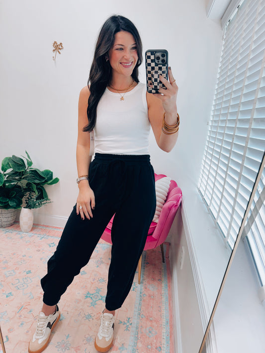 Essential Micro-Ribbed Athleisure Tank Top - White