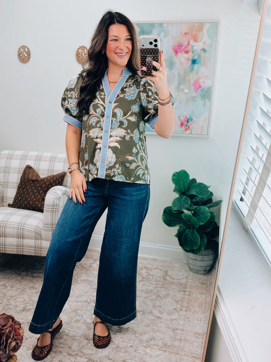 Delaney Contrast Floral Top