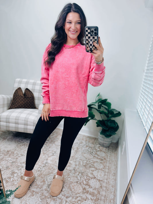 CURVY | DOORBUSTER Mineral Wash Sweatshirt Crew - Fuschia