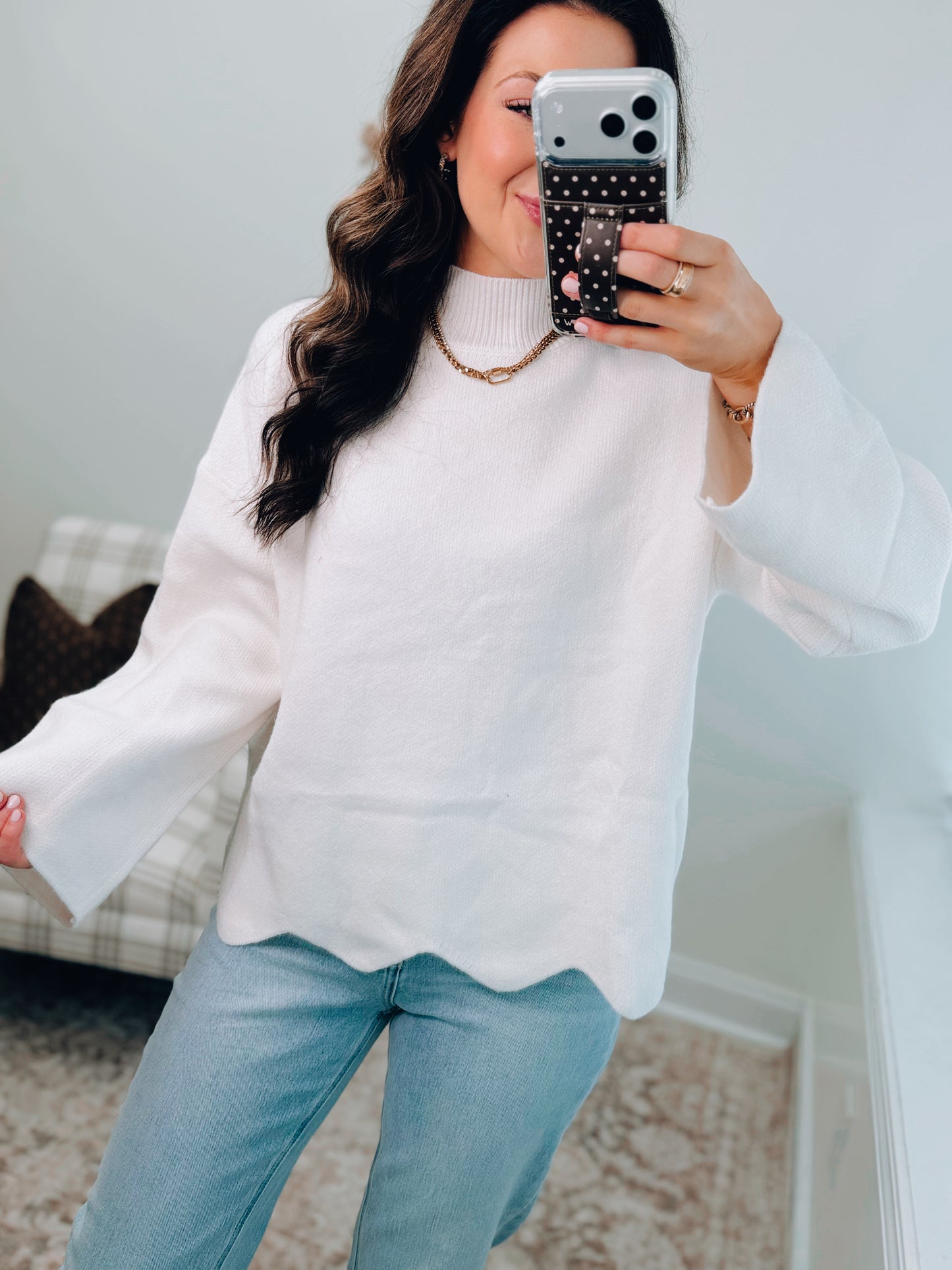 Spruse Scallop Trim Knit Sweater - Ivory