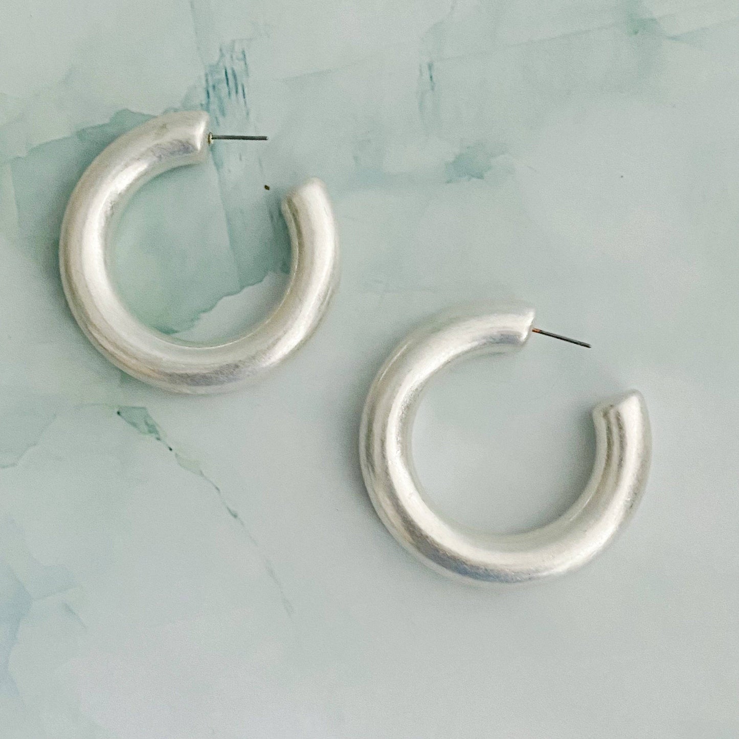 Round And Smooth Large Hoop Earrings - Silver