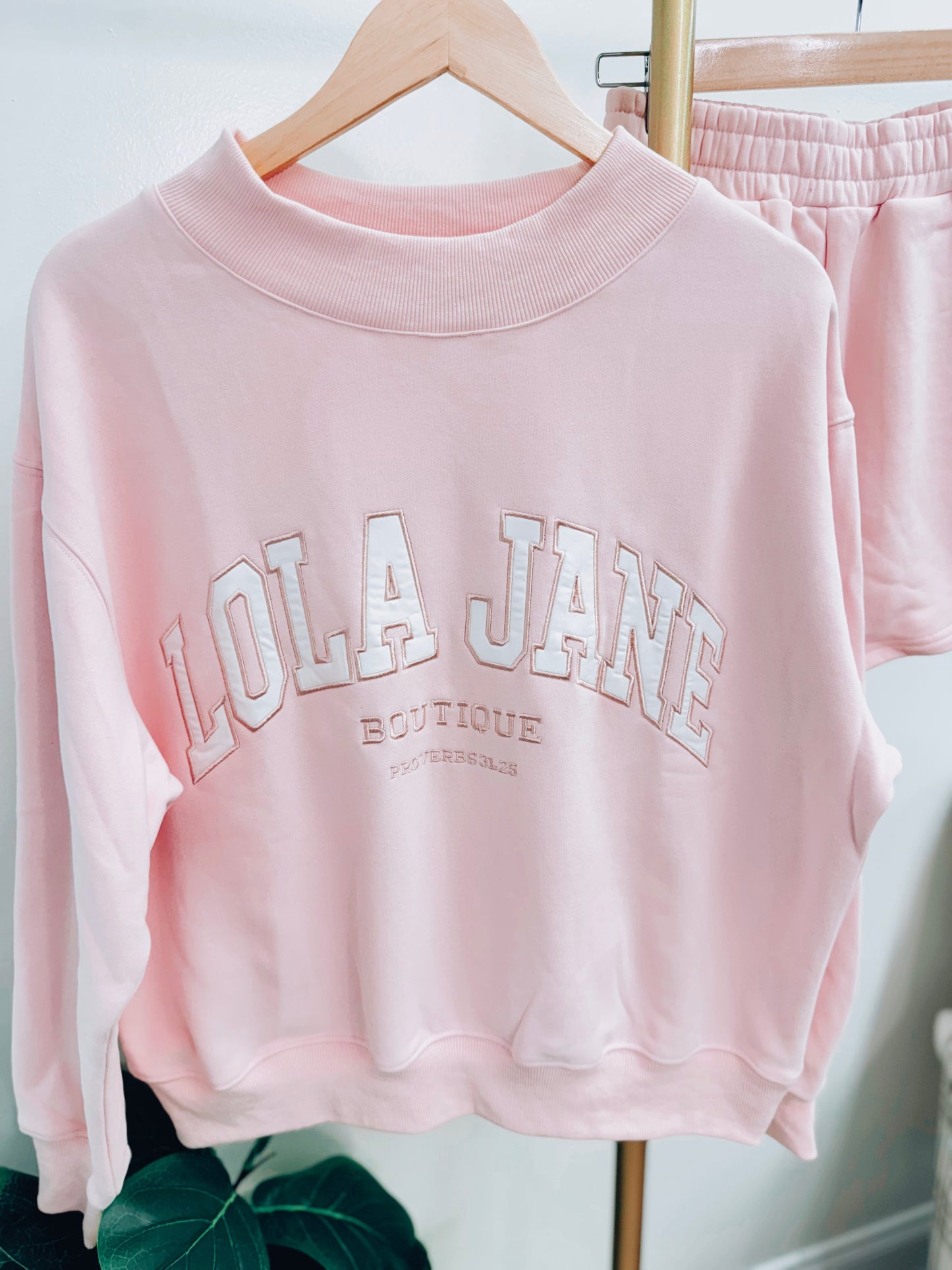 The Mock Club Pullover - LJB