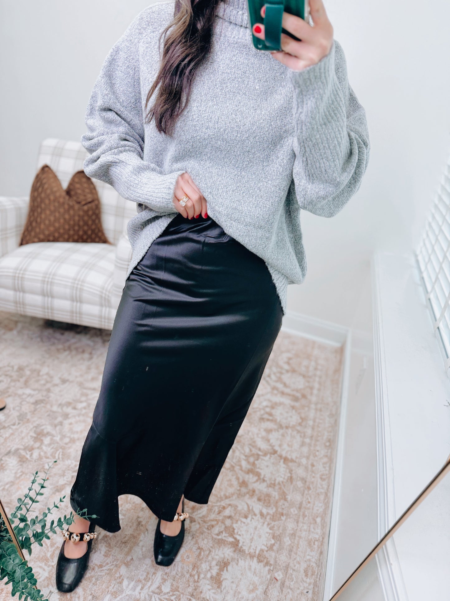 Veda Satin Midi Skirt - Black