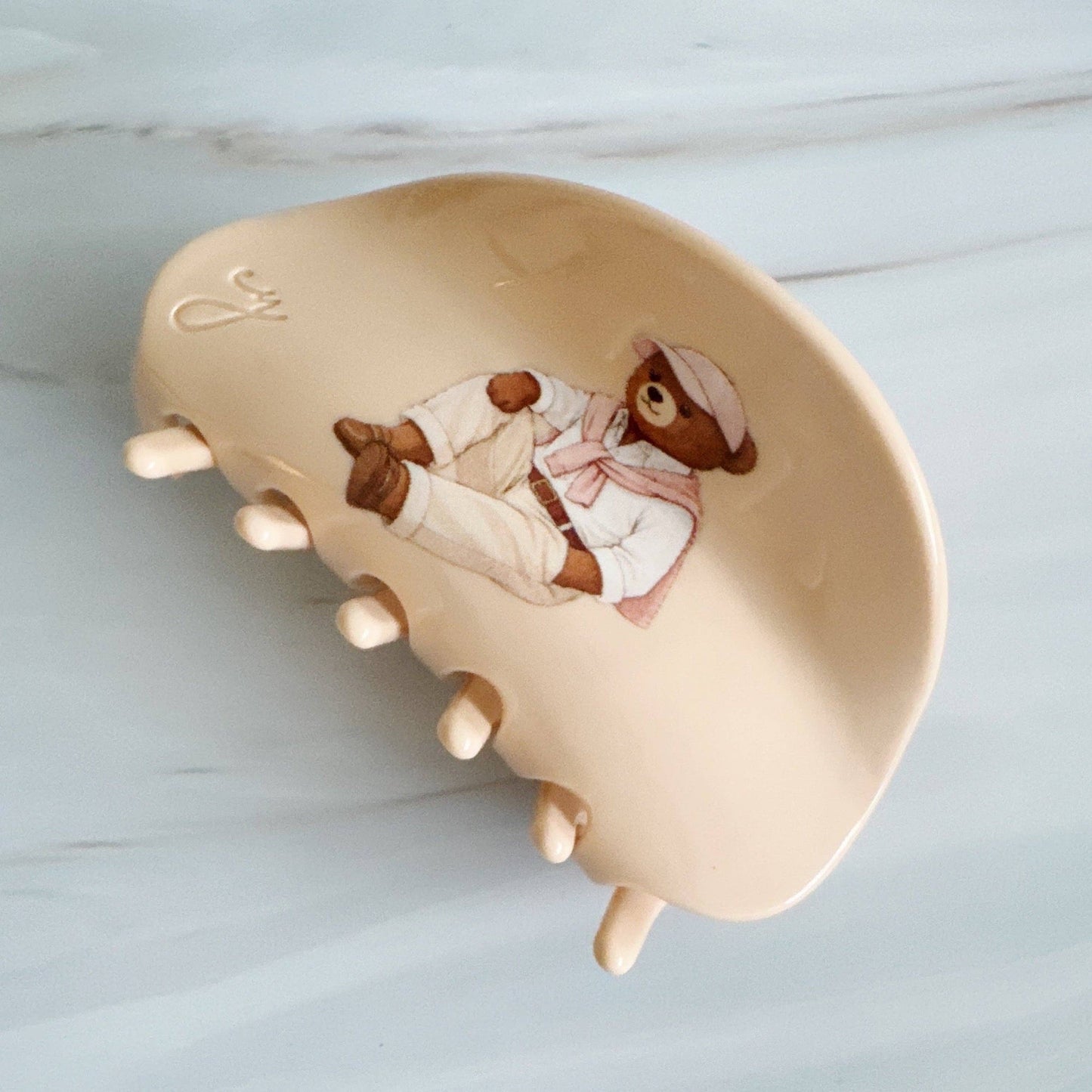 Charming Retro Teddy Bear Hair Claw Clip - Beige