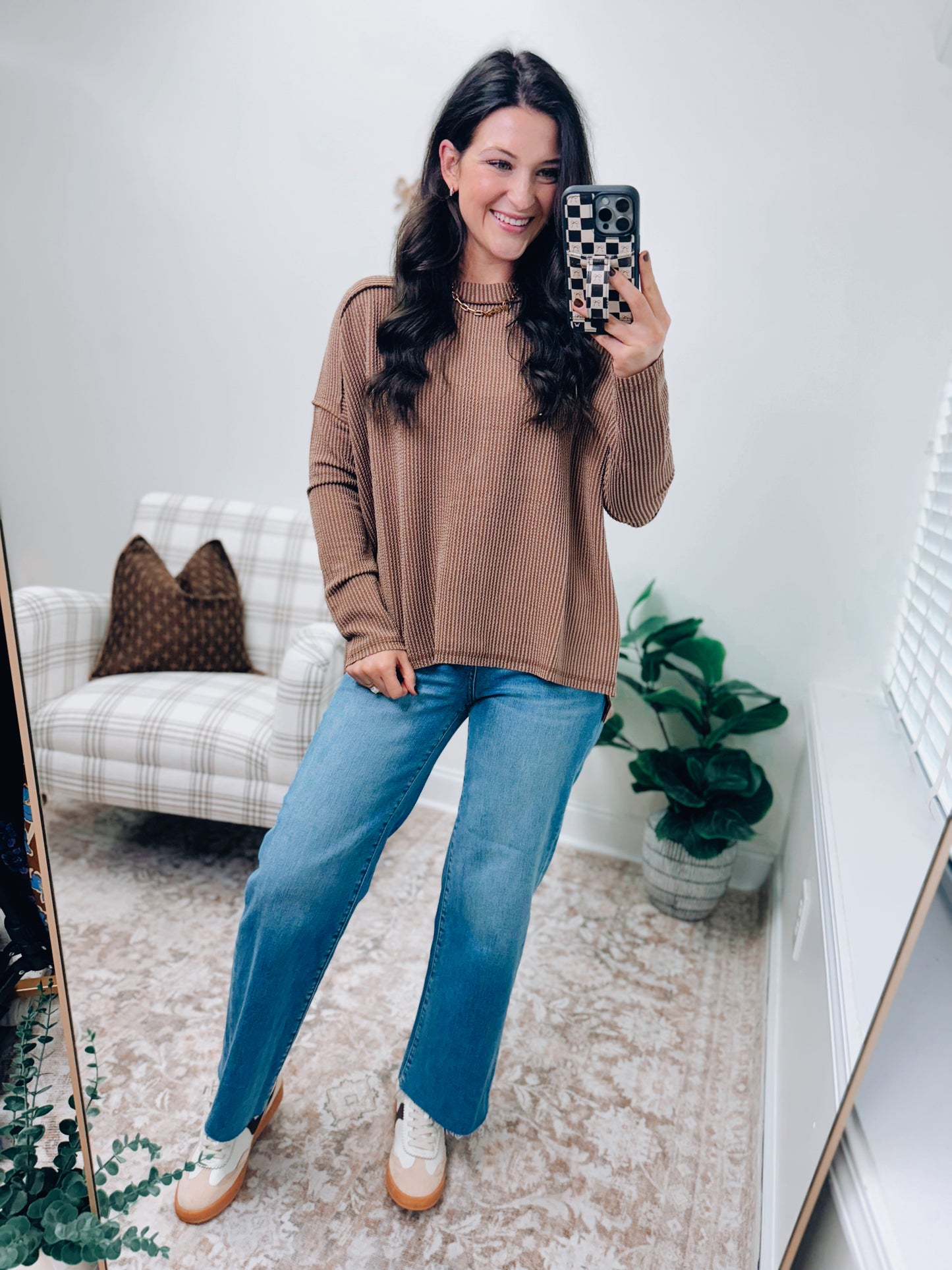 CURVY | DOORBUSTER Laci Ribbed Top - Brown