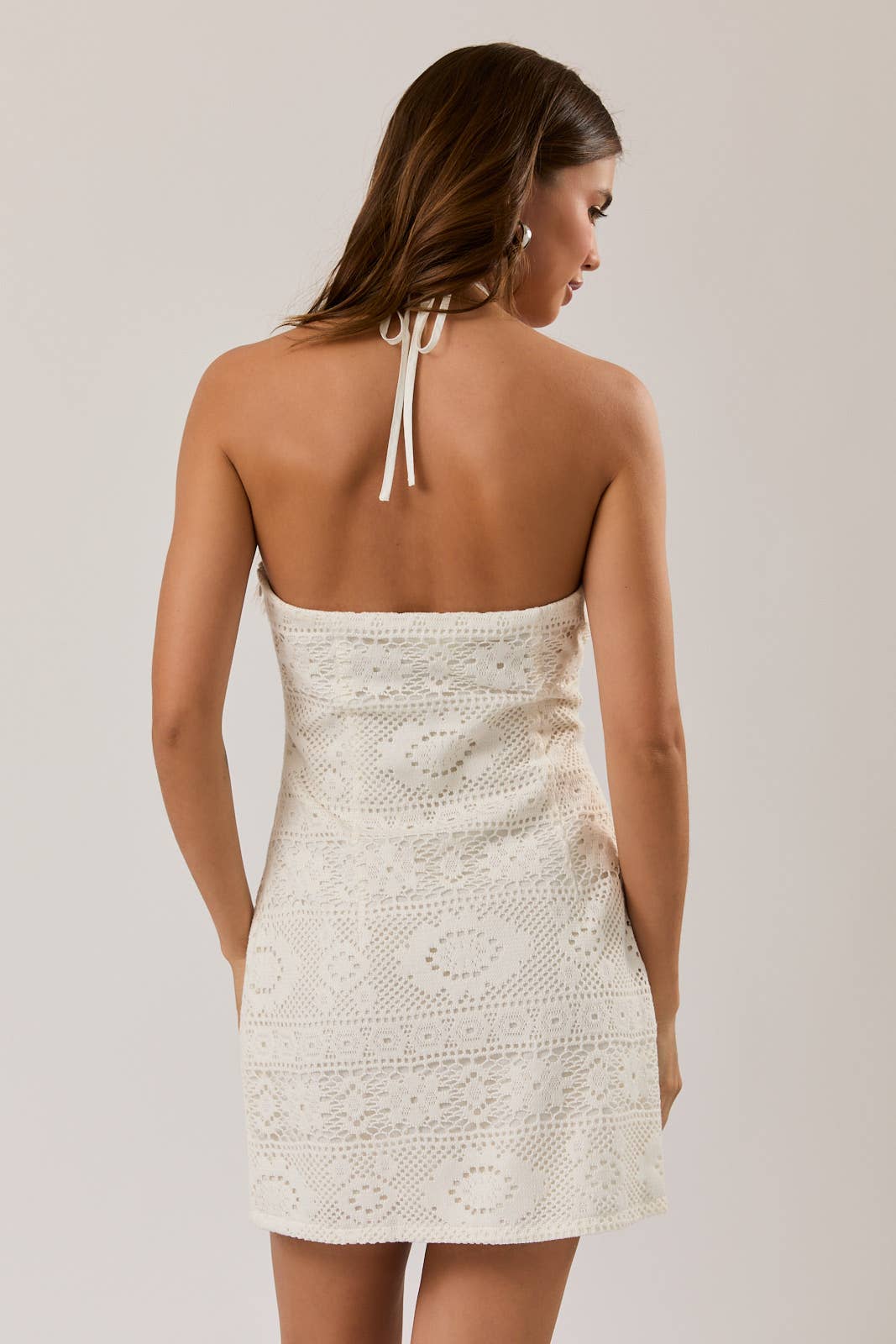 HALTER NECK CROCHET TRIM DETAIL MINI DRESS