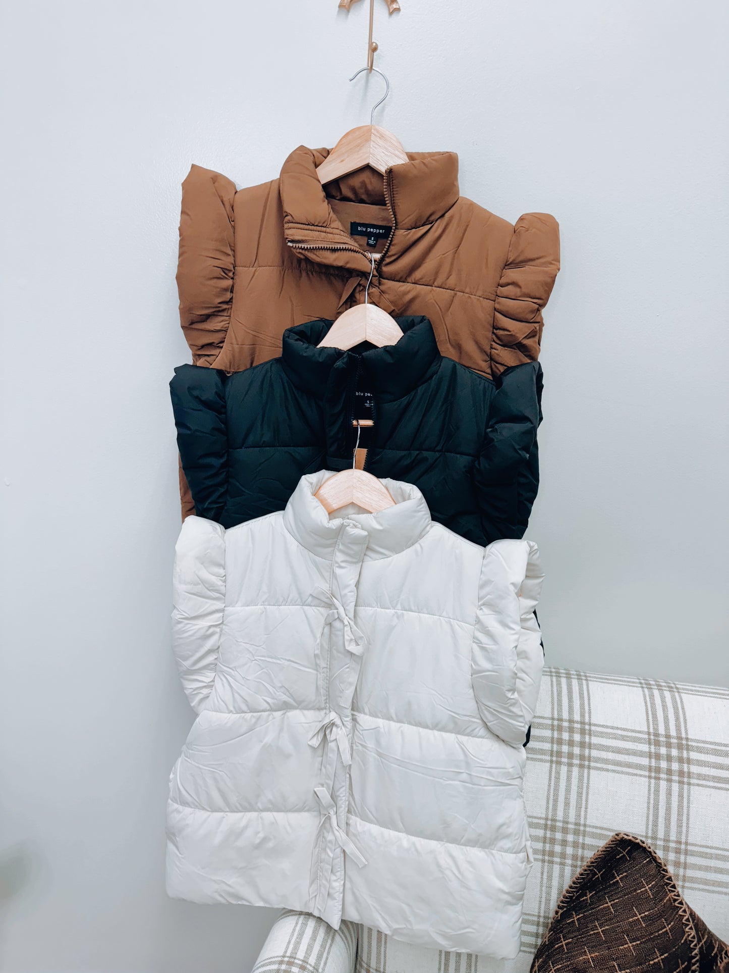 DOORBUSTER Flutter Sleeve Bow Puffer Vest - Black