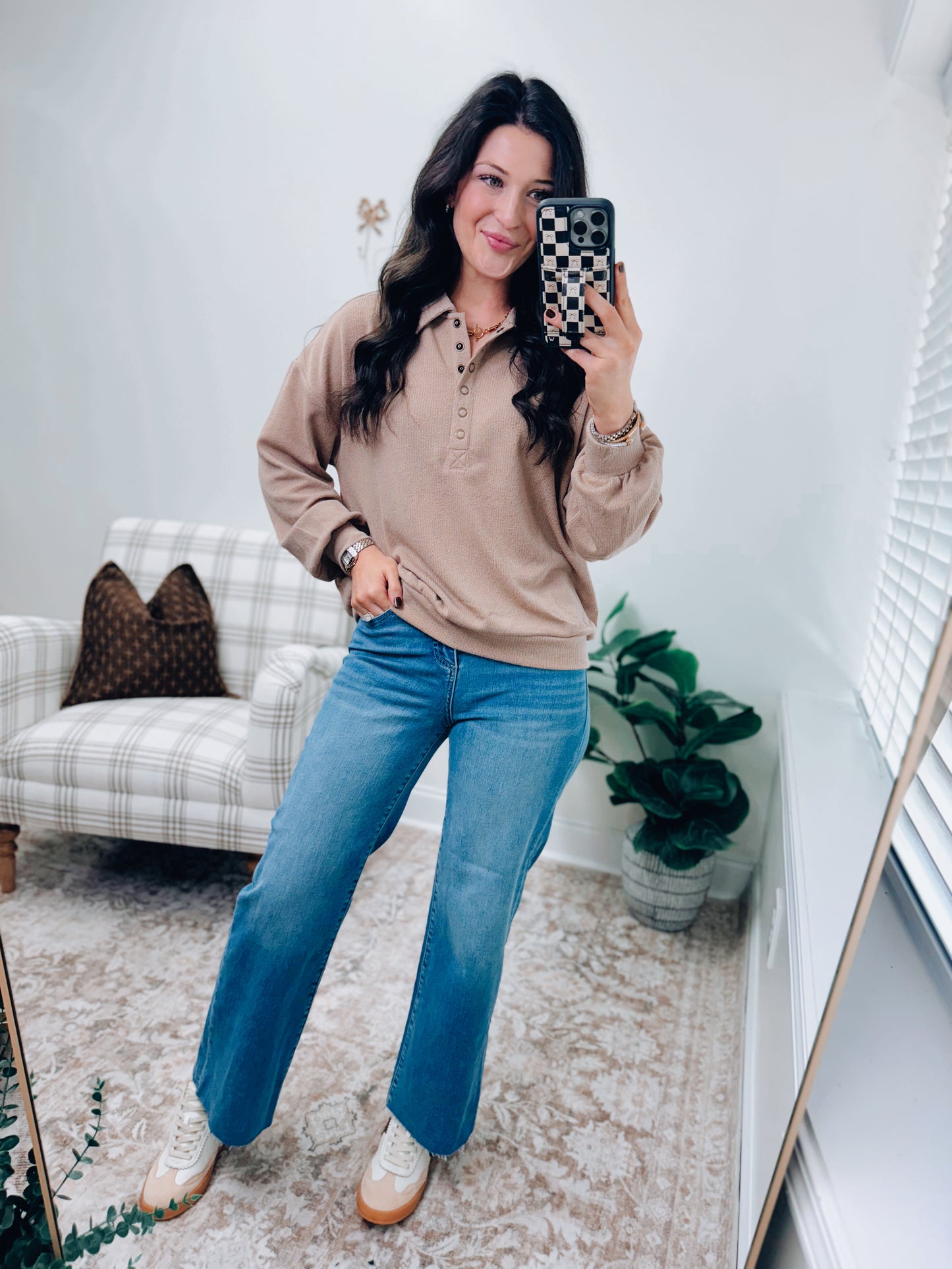 DOORBUSTER Collared Snap Button Pullover - Mocha