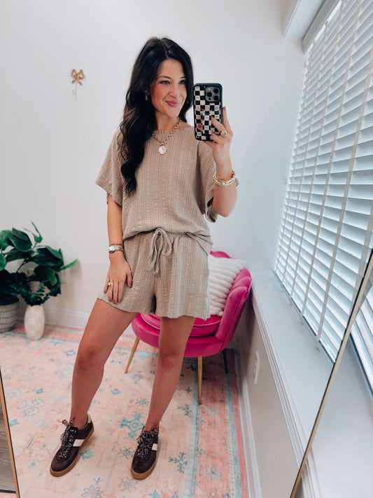 Dawson Crinkle Taupe Shorts Set