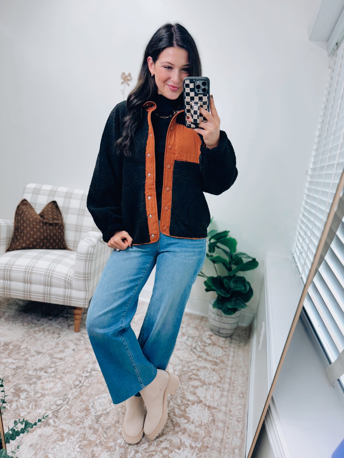 DOORBUSTER Colorblock Snap Button Teddy Jacket