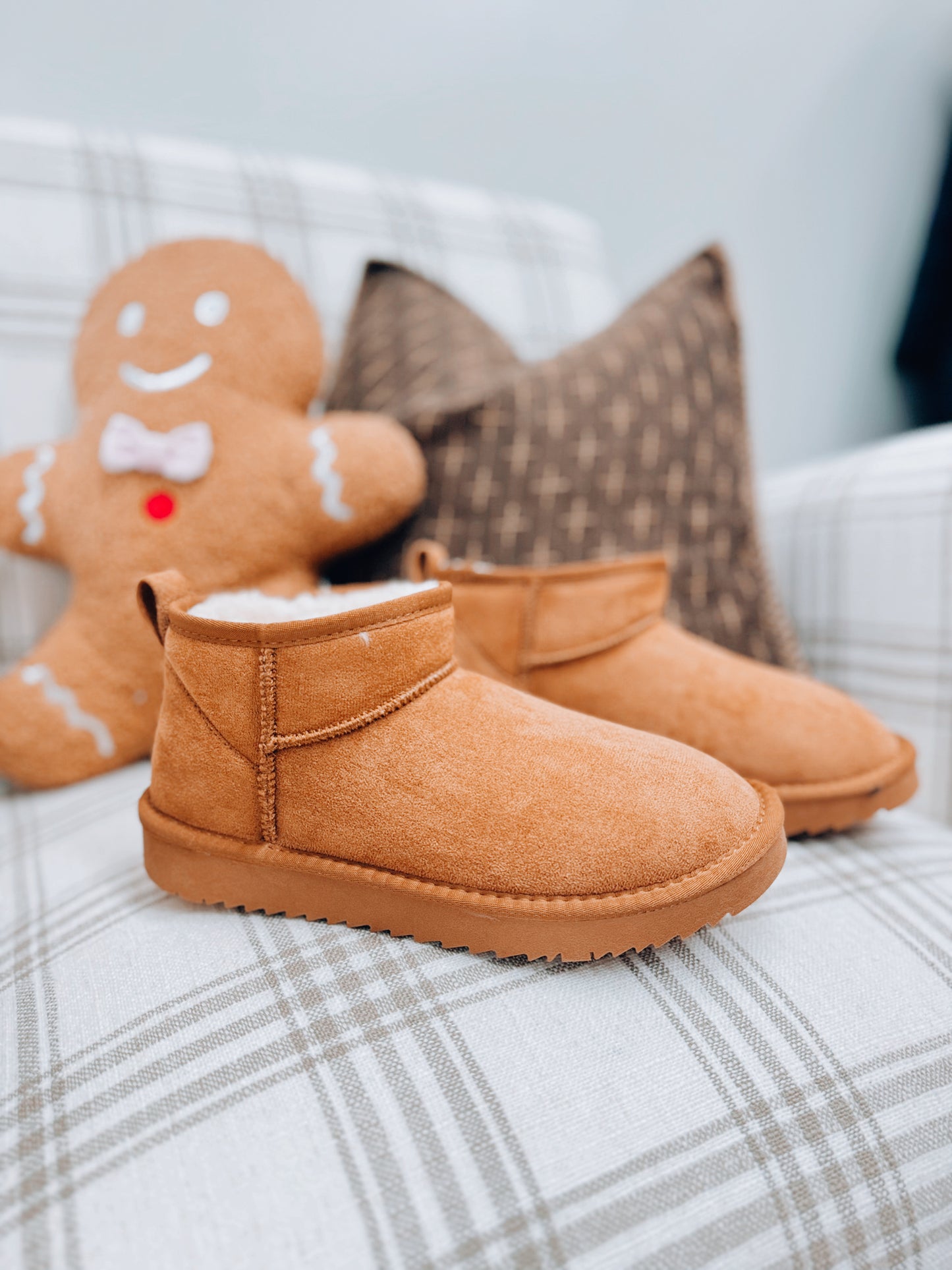 Mute Mini Sherpa Booties