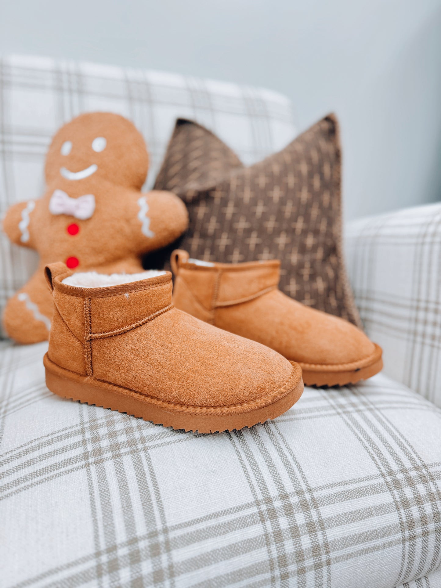 Mute Mini Sherpa Booties