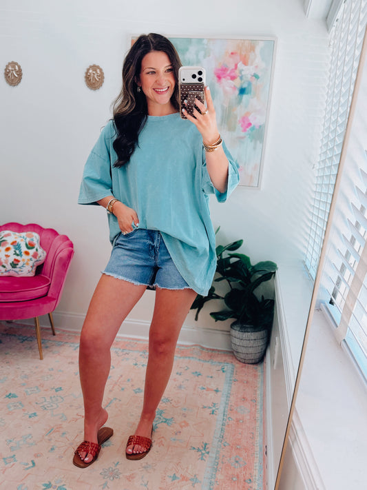 CURVY Daily Go-To Oversized Mineral Wash Tee - Blue