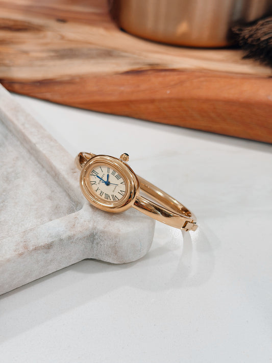 Reese Oval Vintage Gold Watch