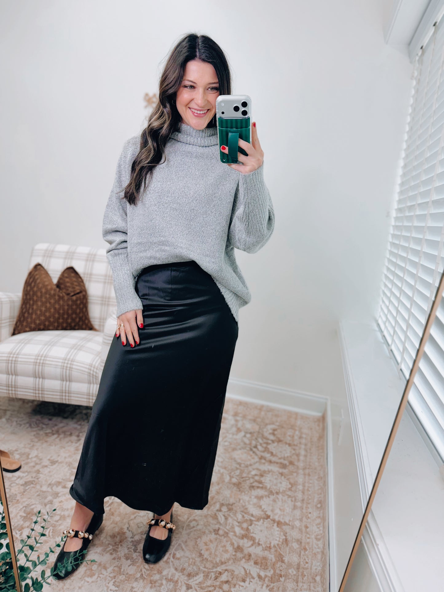 Veda Satin Midi Skirt - Black