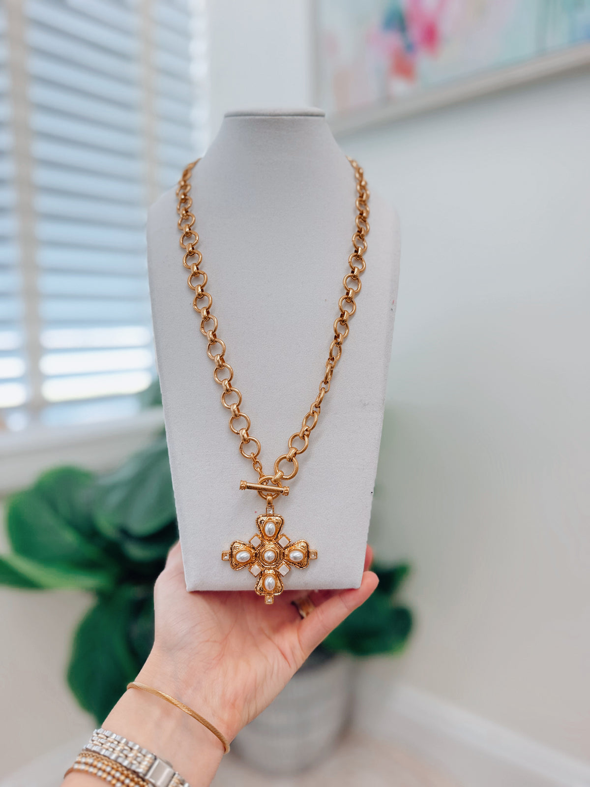 Statement Cross Toggle Chain Necklace Set