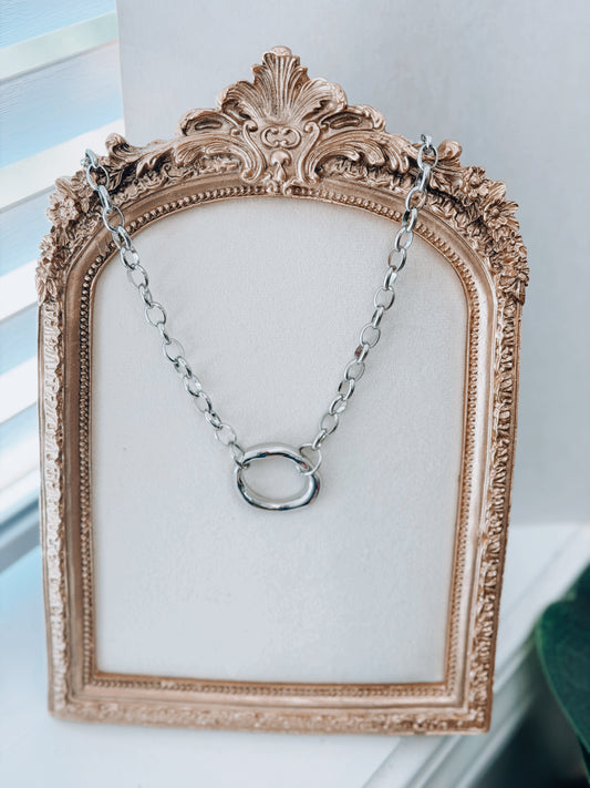 Coely Oval Necklace - Silver