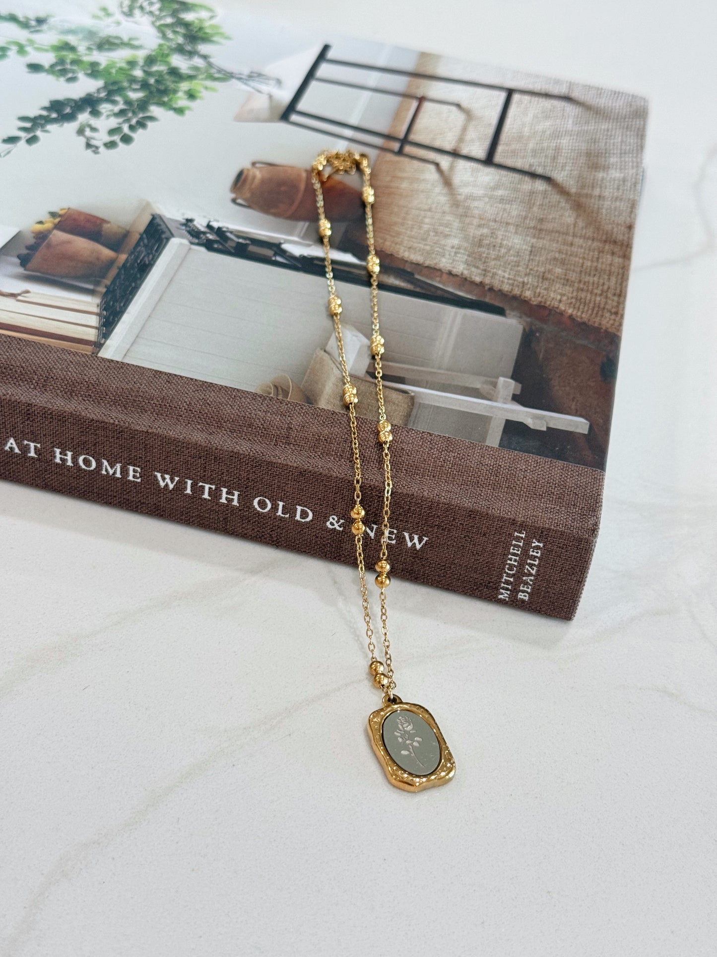 18k Gold Plated Flower Pendant Necklace