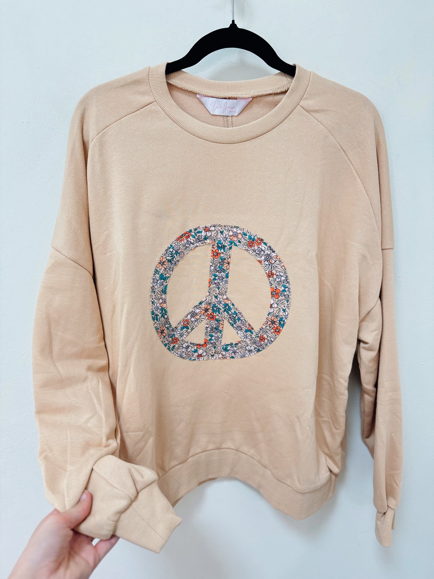 CURVY Boho Peace Floral Crewneck