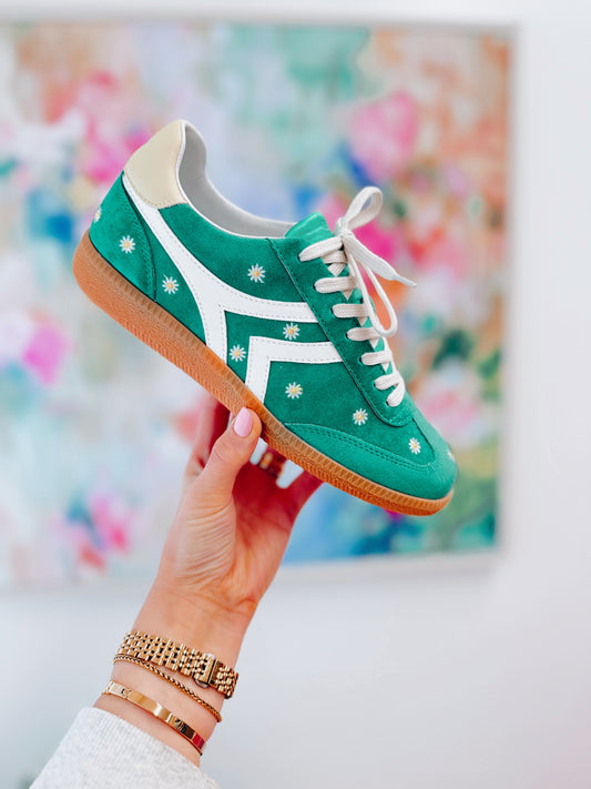 Xana Daisy Embroidered Suede Green Sneakers