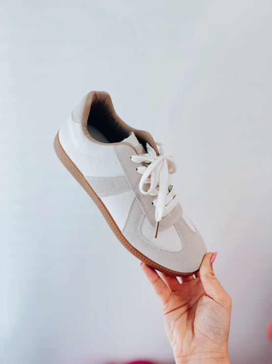 Halli Neutral Sneaker