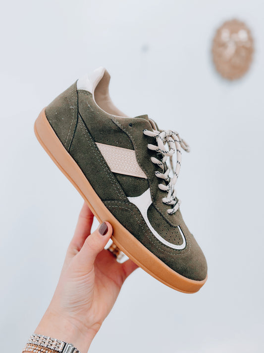 Elenor Olive Sneaker