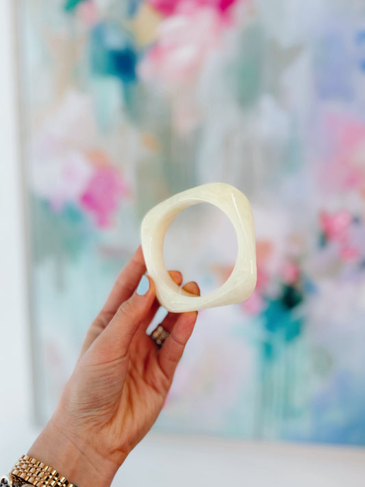 Rue Chunky Acrylic Bangle - Pale Yellow