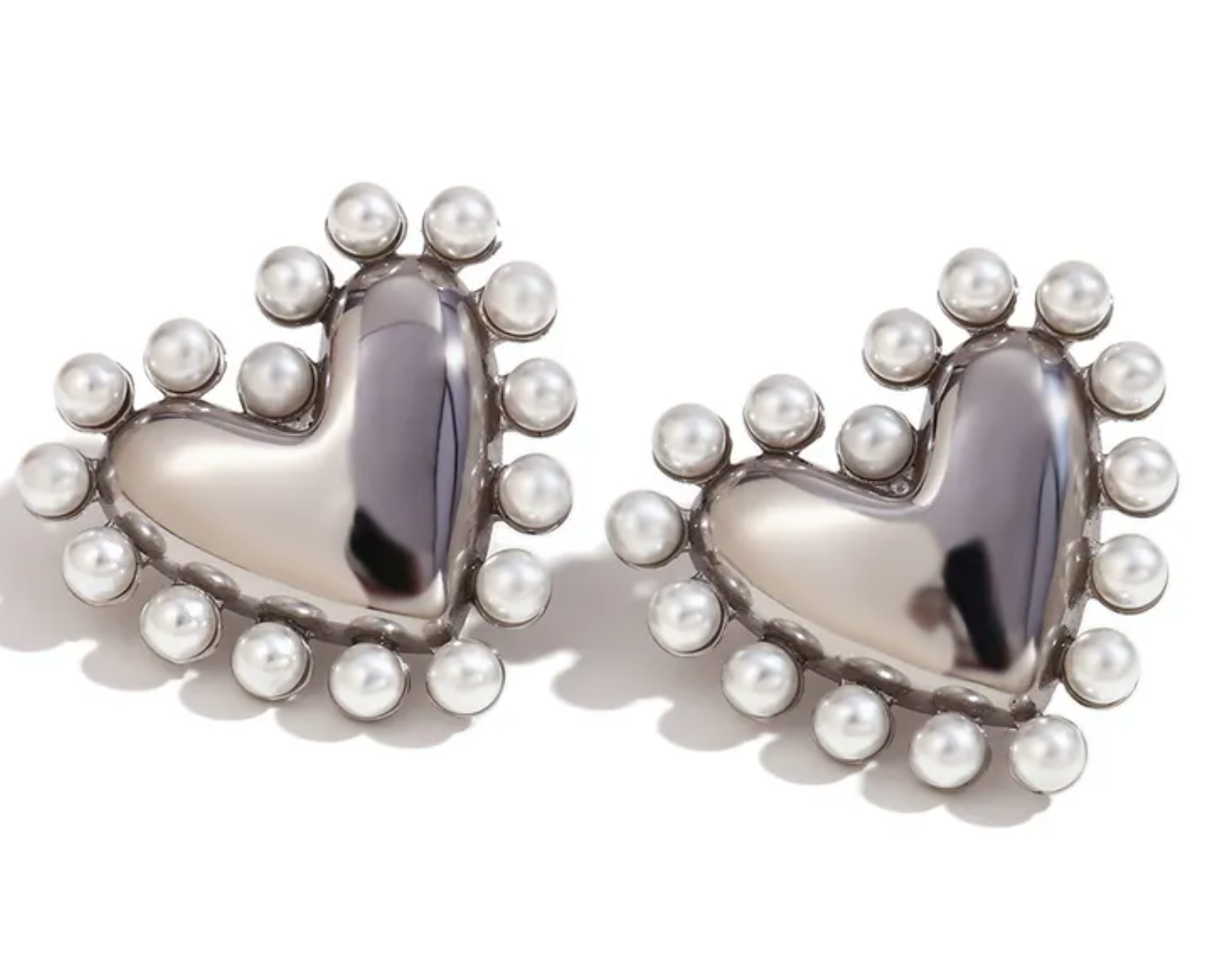 Luxe Pearl Heart Earrings - Silver