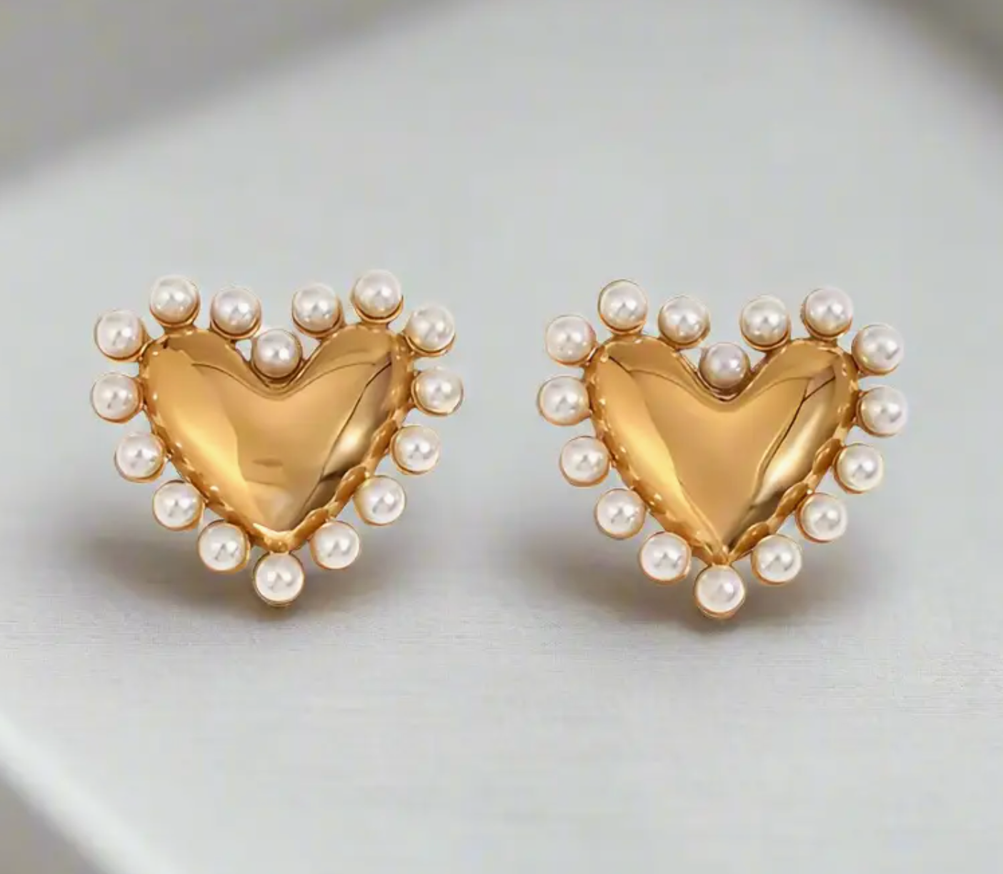 18k Gold Plated Luxe Pearl Heart Earrings