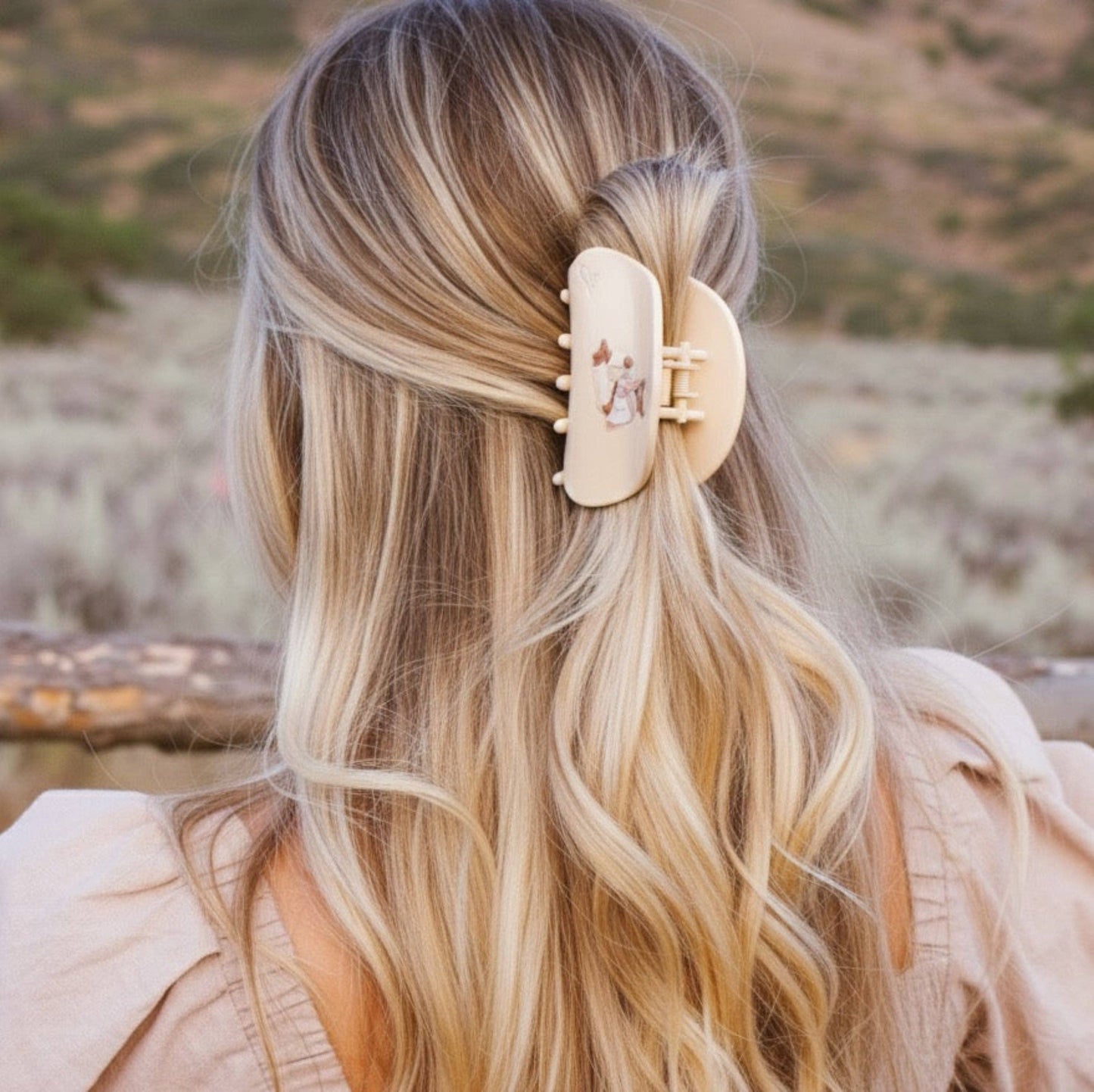 Charming Retro Teddy Bear Hair Claw Clip - Pink